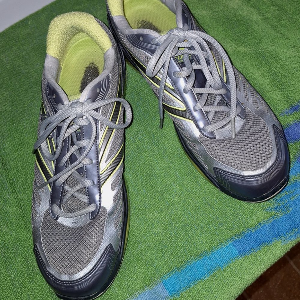 SHAPE-UPS TONERS  (SNEAKERS)   GRAY/SILVER/YELLOW